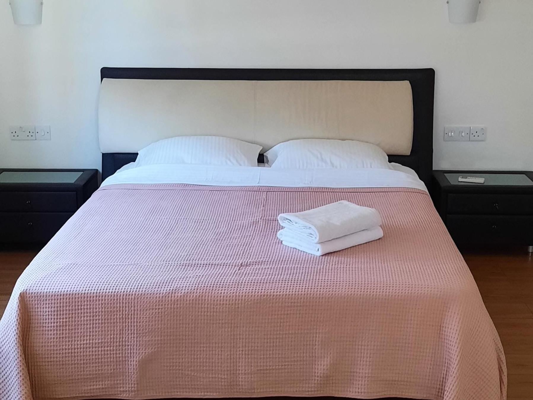 Villa Larnaca Bay Resort Oroklini Eksteriør bilde